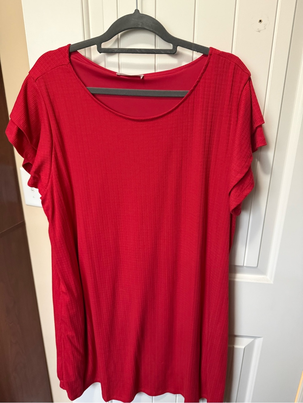 Zenana Outfitters Red Short Sleeve Scoop Neck Tunic with Ruffle Sleeves